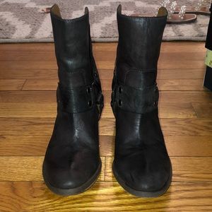 COPY - Donald J Pliner Wine Distress Nappa Booties